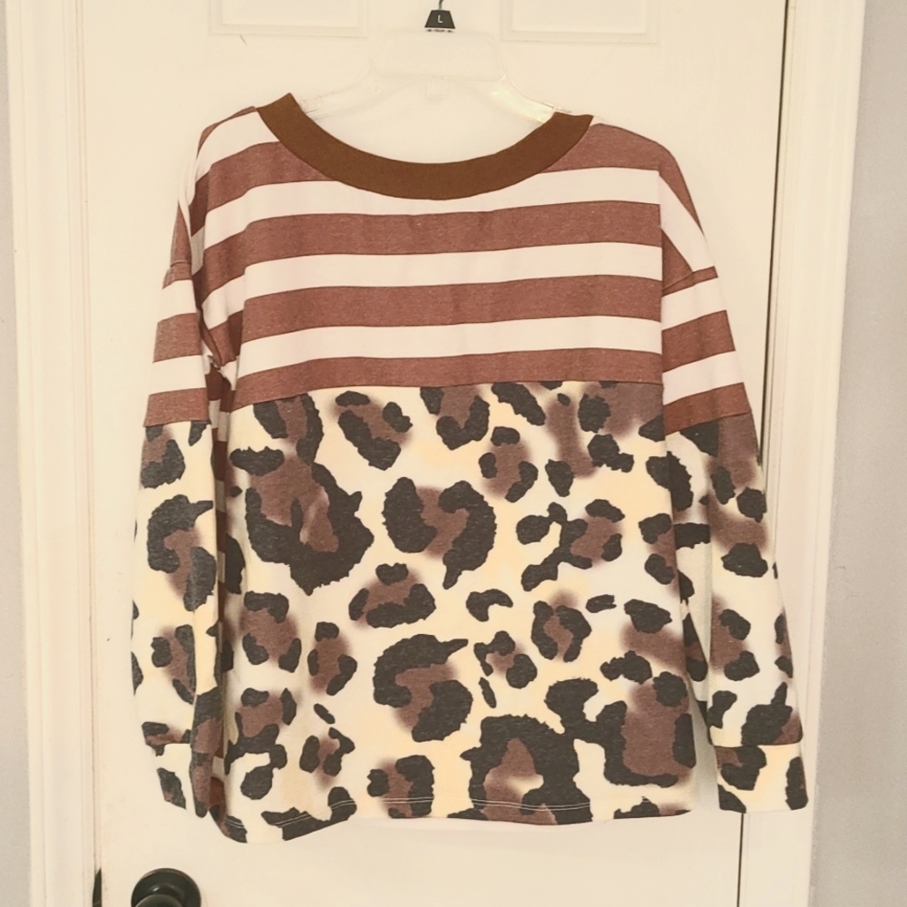 Leopard top